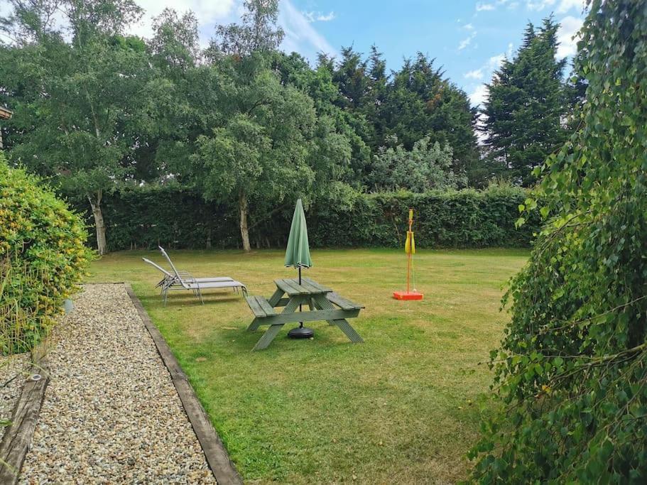 The Squirrels- Alresford, Essex Appartement Buitenkant foto